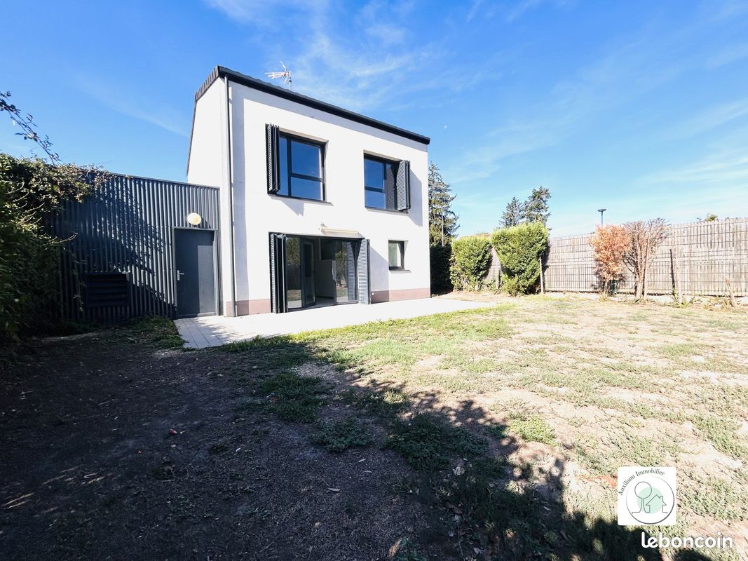 Maison 5 pièces 88 m² · à Ambarès-Et-Lagrave · 88 m² · 1 199 €/mois