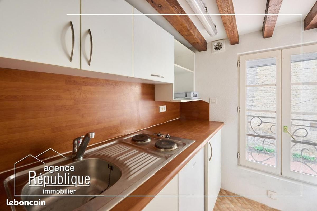 Appartement 1 pièce 18 m² · à Nuits-Saint-Georges · 18 m² · 350 €/mois