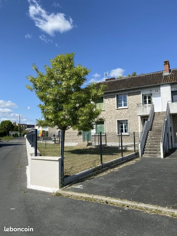 Maison 4 pièces 93 m² · à Issoudun · 93 m² · 610 €/mois