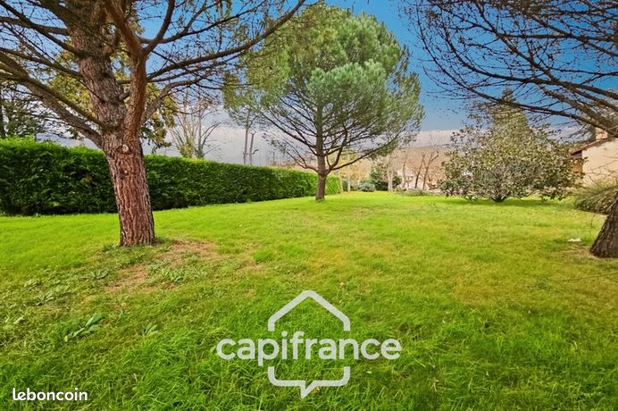 Terrain 2 453 m² Castelculier