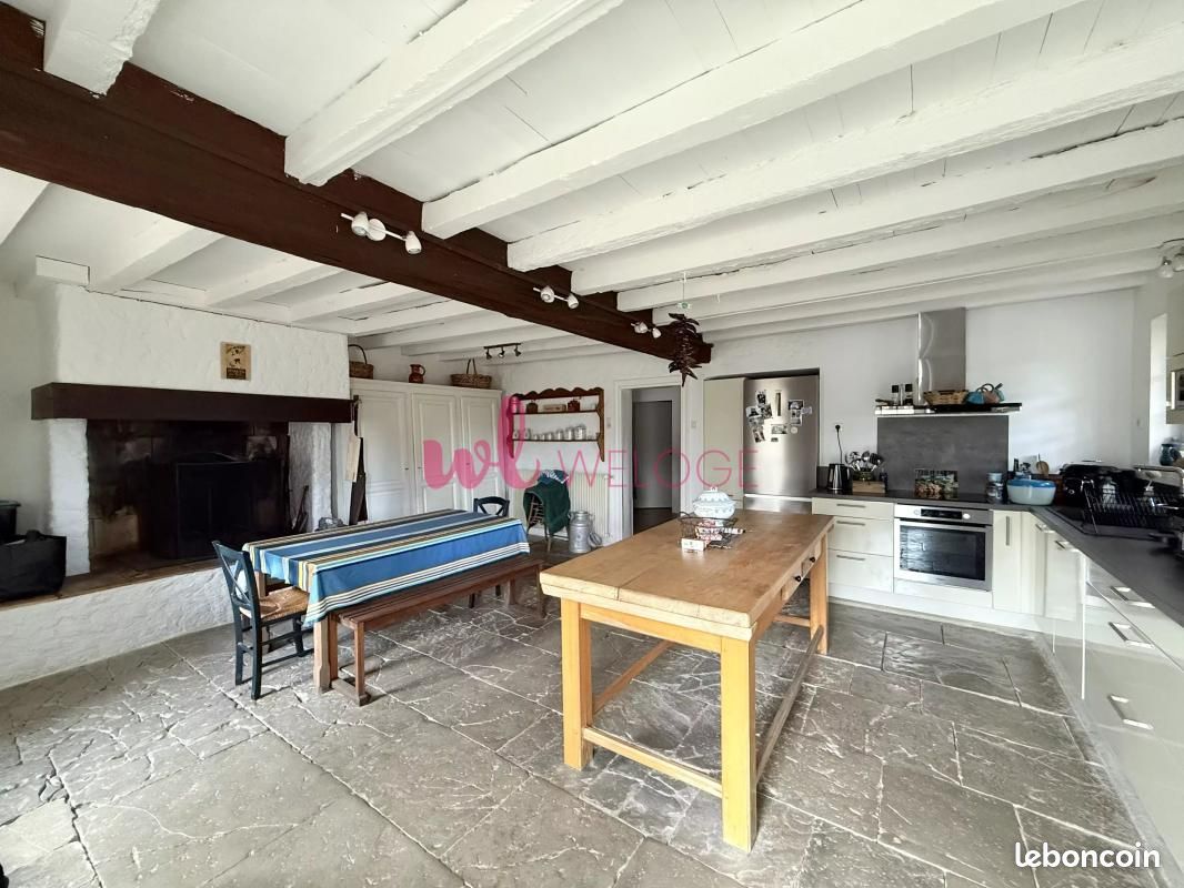 Propriété 9 pièces 340 m² (image 9)
