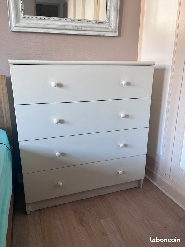 Armoire de chambre (image 1)