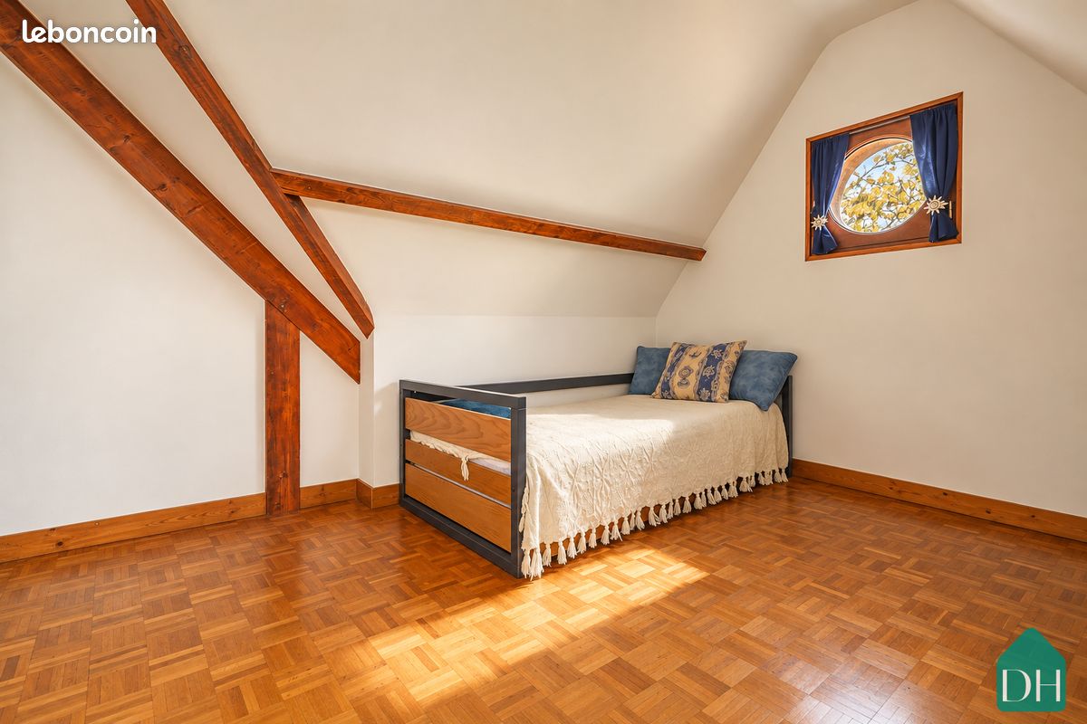 Maison 7 pièces 146 m² (image 11)