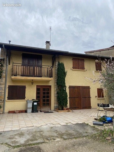 Maison 6 pièces 224 m² · à Vaulx-en-Velin · 224 m² · 415 000 €