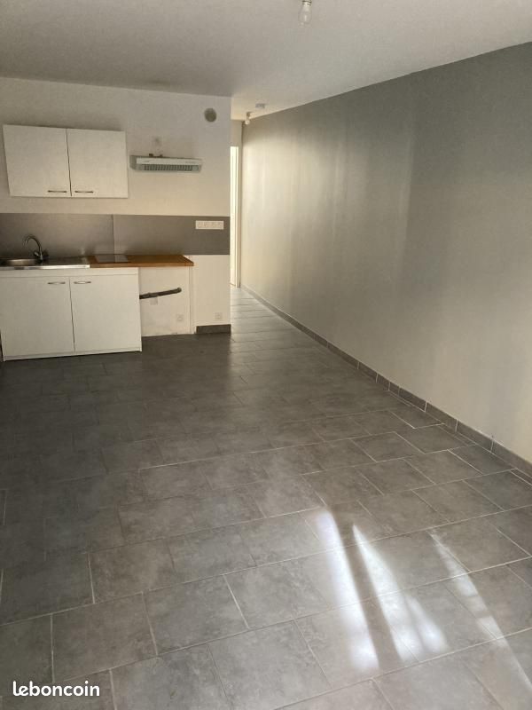 Appartement 1 pièce 33 m² · à Dole · 33 m² · 466 €