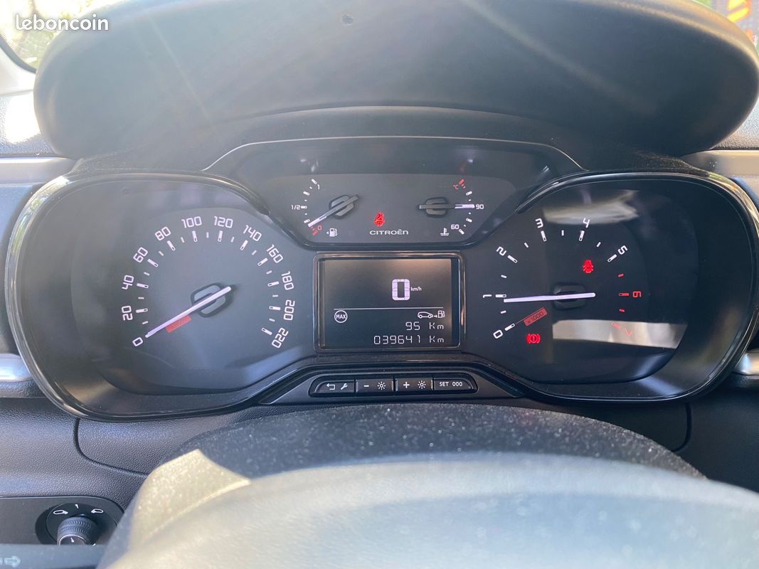 CITROEN C3 GENERATION-III 1.2 PURETECH 82ch FEEL *COURROIE CHANGEE*CARPLAY*RADAR DE RECUL (image 27)