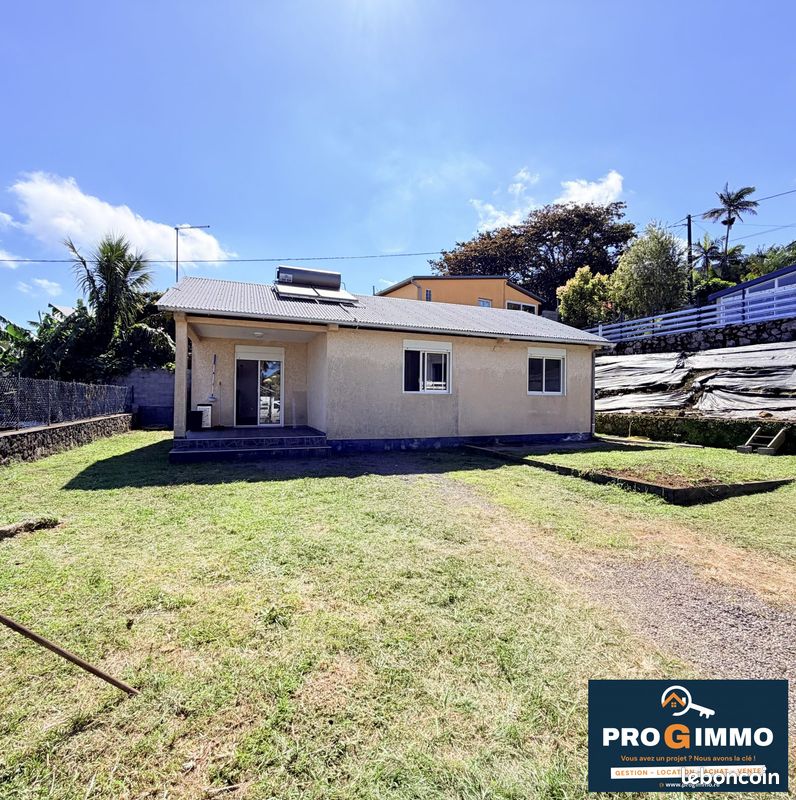 Maison 3 pièces 90 m² · à Petite-Île · 90 m² · 1 100 €/mois