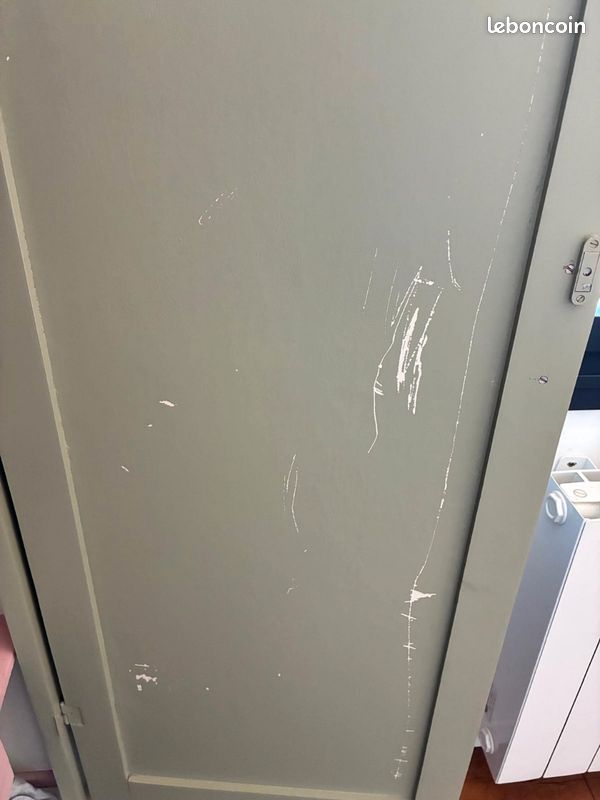 Jolie armoire parisienne idéale pour chambre d'enfant (image 9)