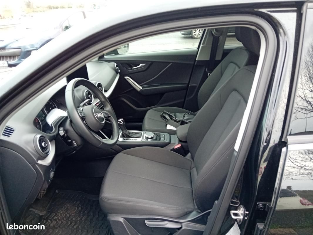 Audi Q2 35 TFSI 150 S tronic 7 S line (image 3)