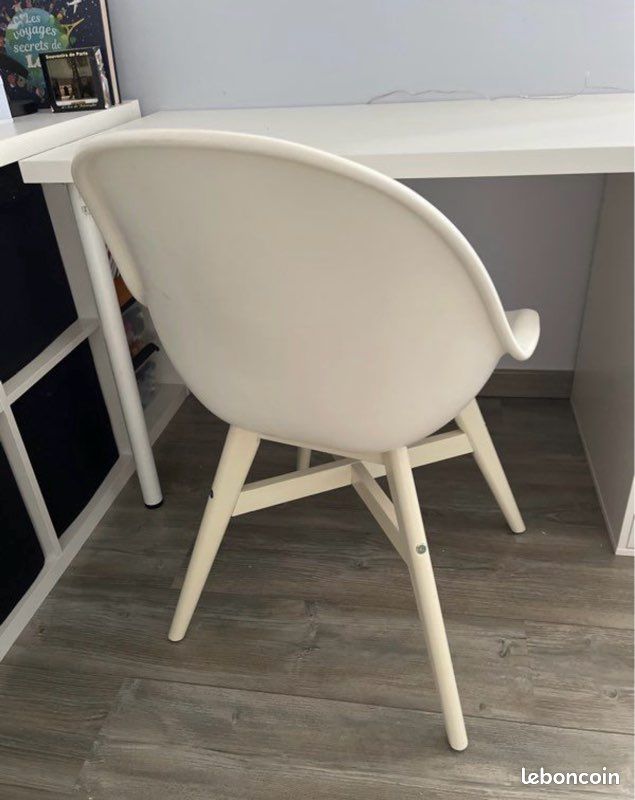 Chaise (image 2)