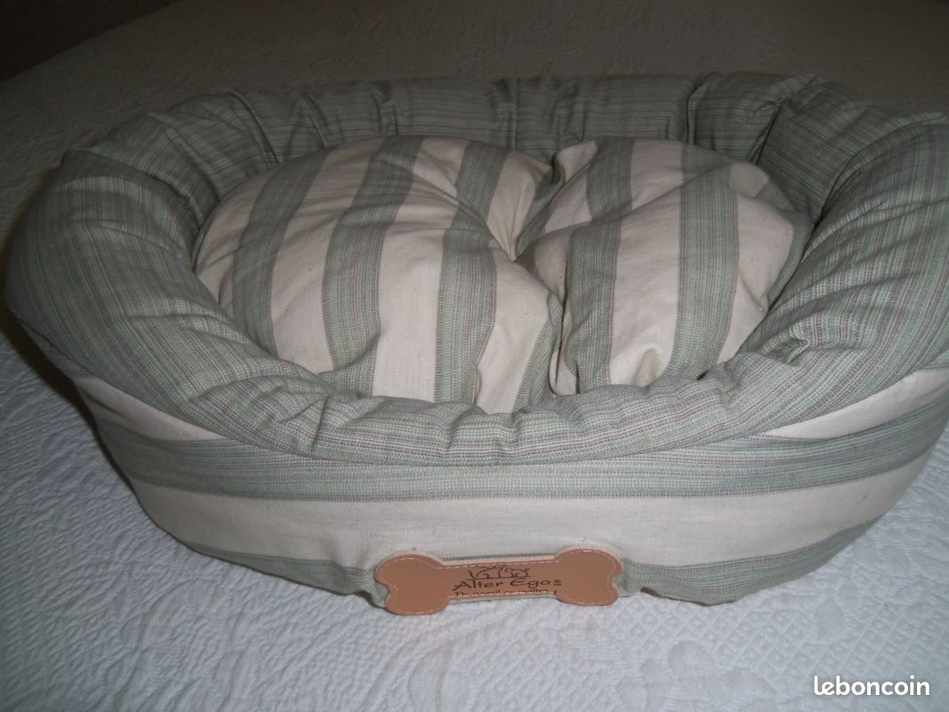 Panier coussin pour chat ou petit chien (image 1)