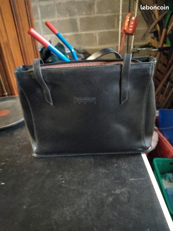 Sac à main paquetage paris Accessoires Bagagerie