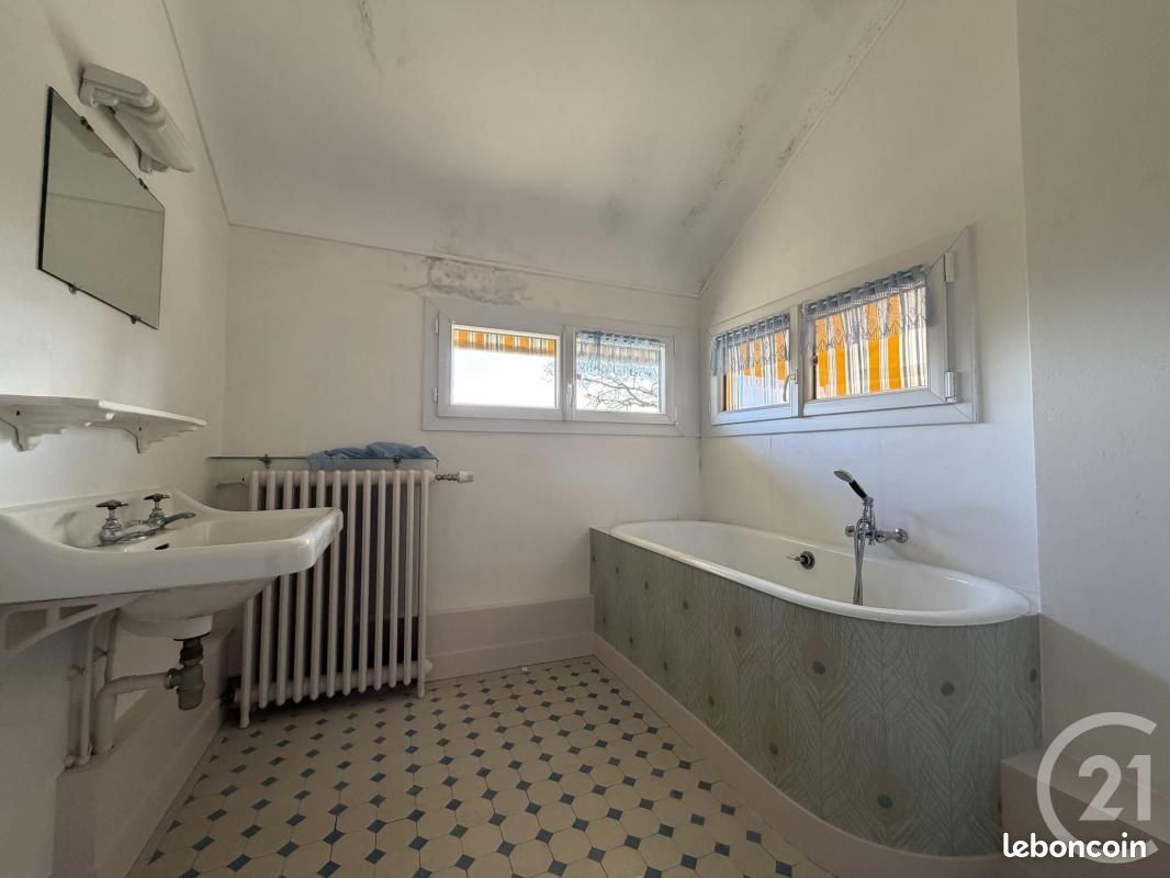 Château 7 pièces 150 m² (image 10)