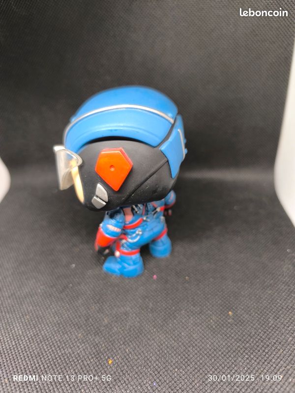 Figurine jouet collection (image 4)