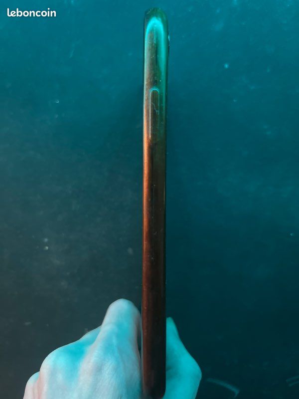 IPhone XR (image 2)