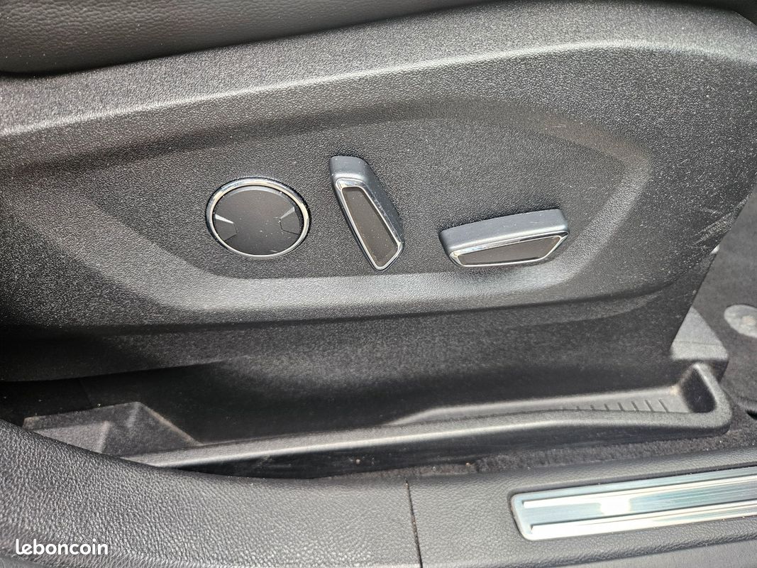 Ford S-max TITANIUM 2.0L 150CV (image 11)