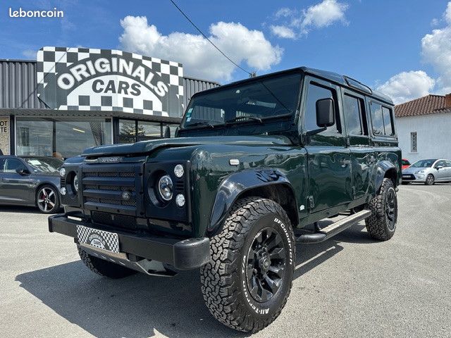 Land Rover DEFENDER land rover defender 110 TD5 9 places (image 1)