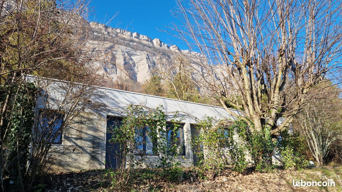 Appartement 2 pièces 40 m² · à Meylan · 40 m² · 865 €