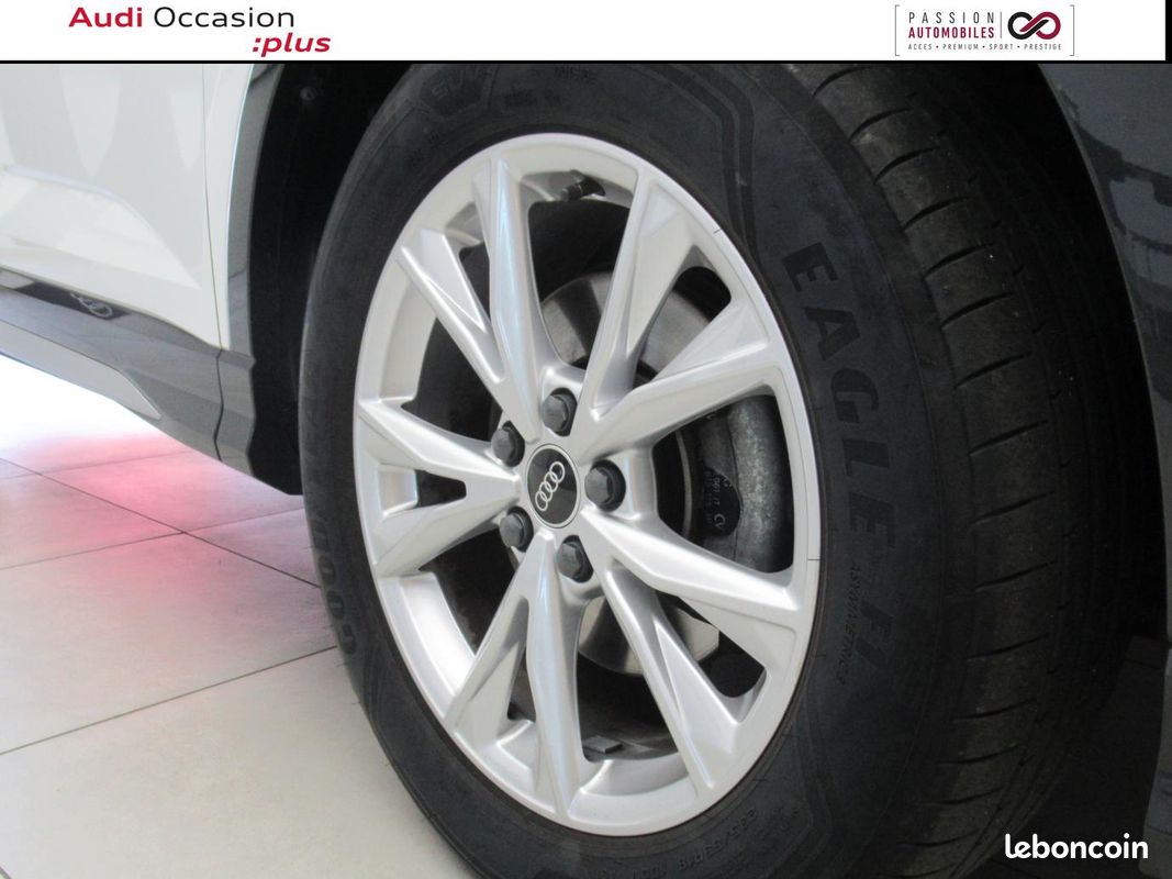 AUDI Q3 Sportback 35 TFSI 150 ch S tronic 7 S line (image 8)