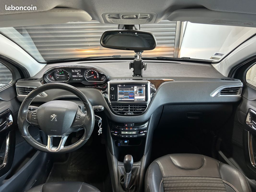 PEUGEOT 208 GENERATION-I 1.6 VTI 120 Ch ALLURE (image 6)