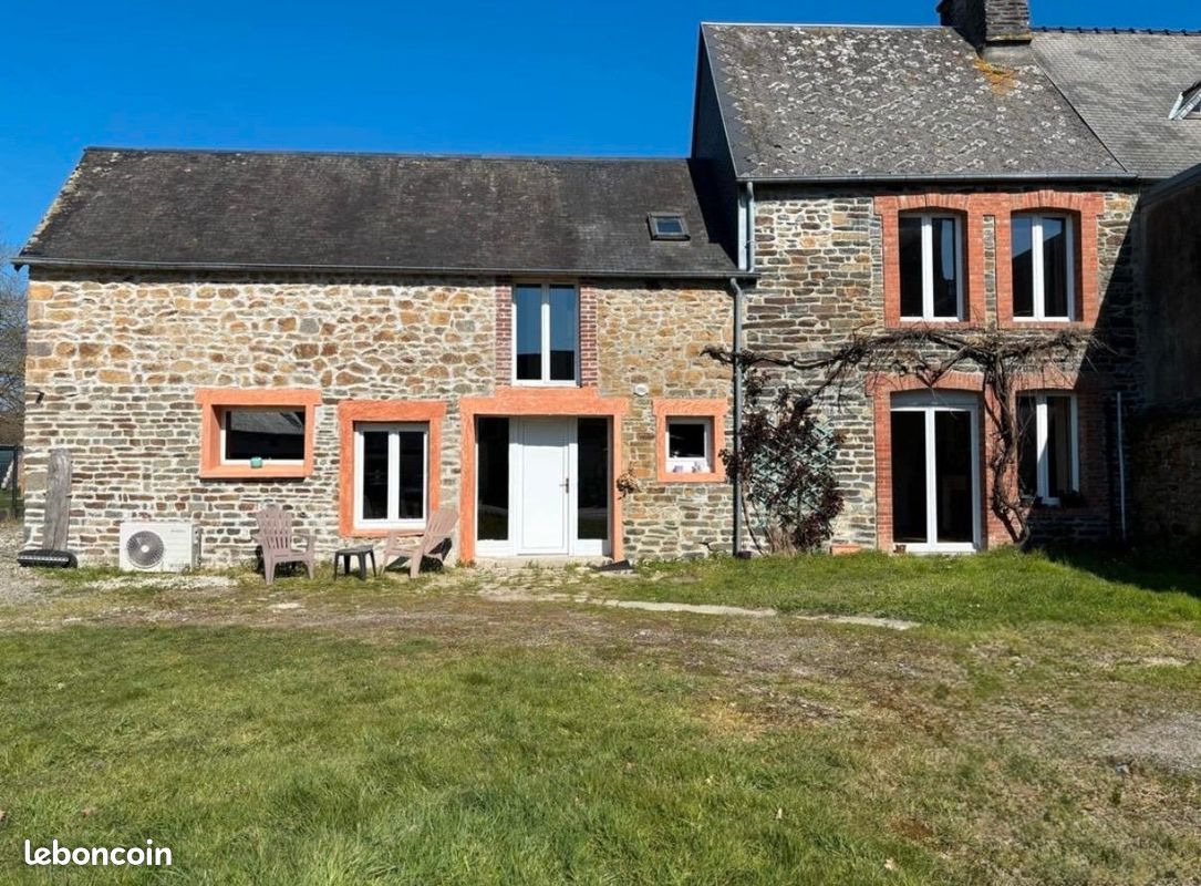 Maison 7 pièces 154 m² · à Bacilly · 154 m² · 183 000 €