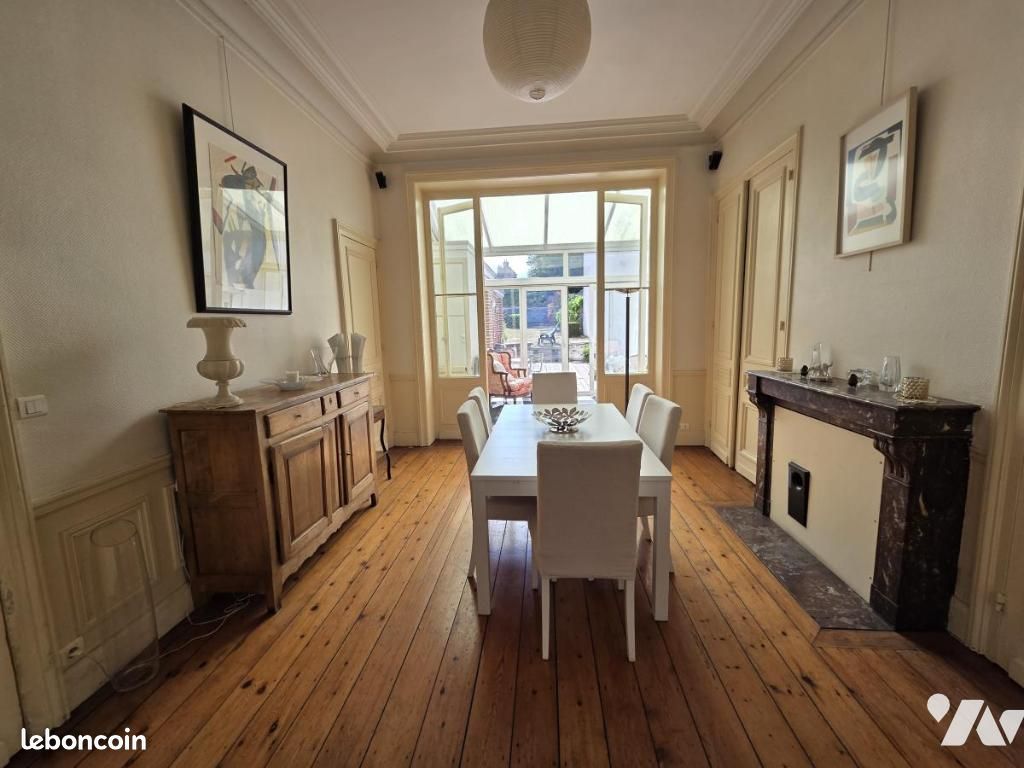 Maison 222 m² · à Lille · 222 m² · 858 900 €