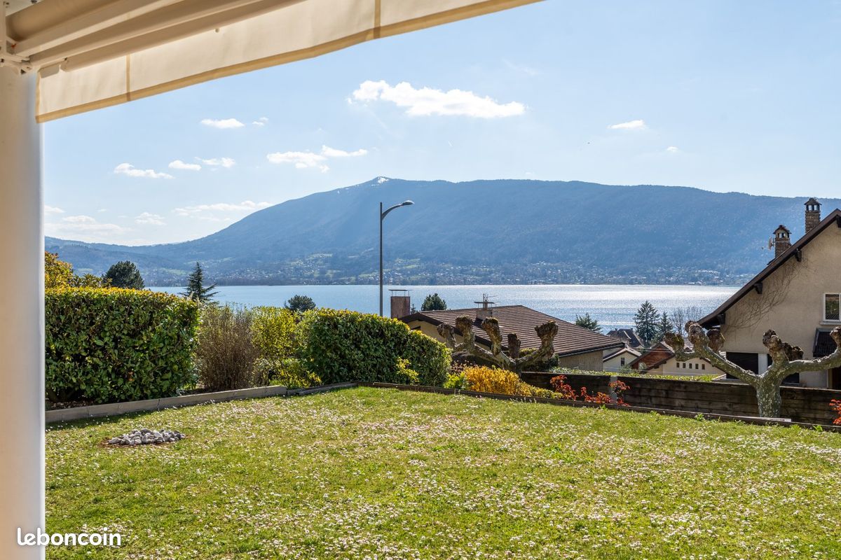 Appartement 5 pièces 94 m² · à Veyrier-du-Lac · 94 m² · 945 000 €