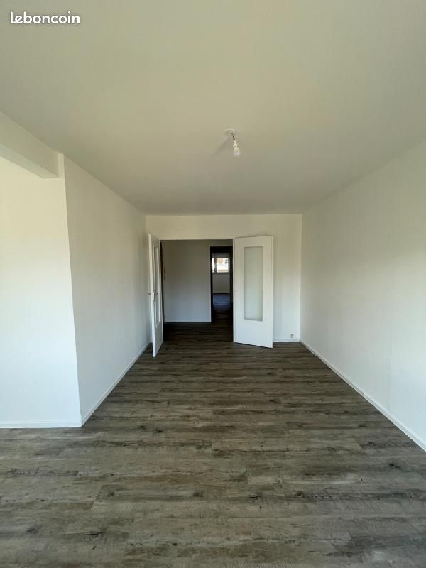 Appartement 3 pièces 78 m² · à Tullins · 78 m² · 590 €/mois