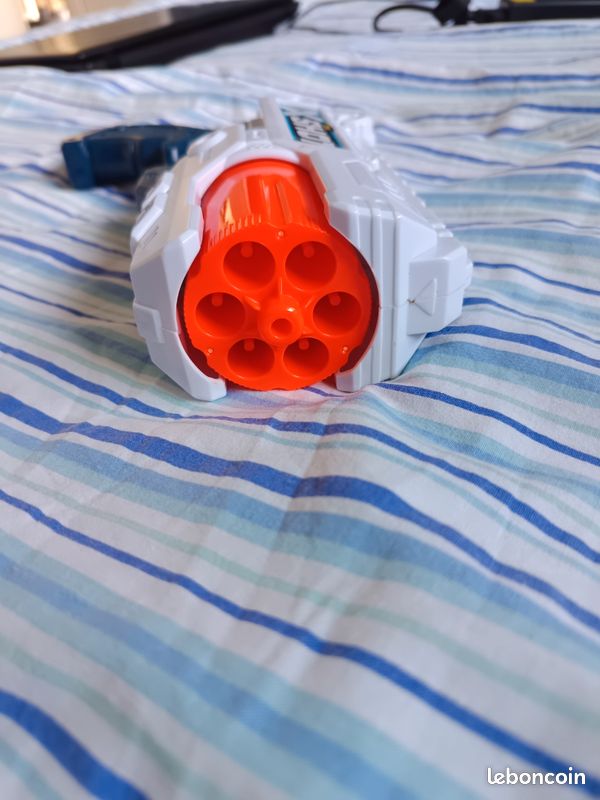 Pistolet nerf (image 2)