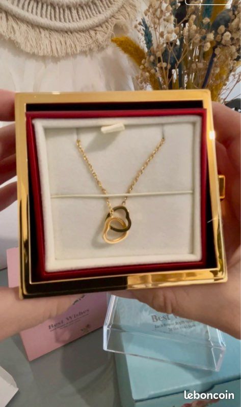 Coffret St Valentin à offrir - Rose Eternelle et Bijou collier (image 4)