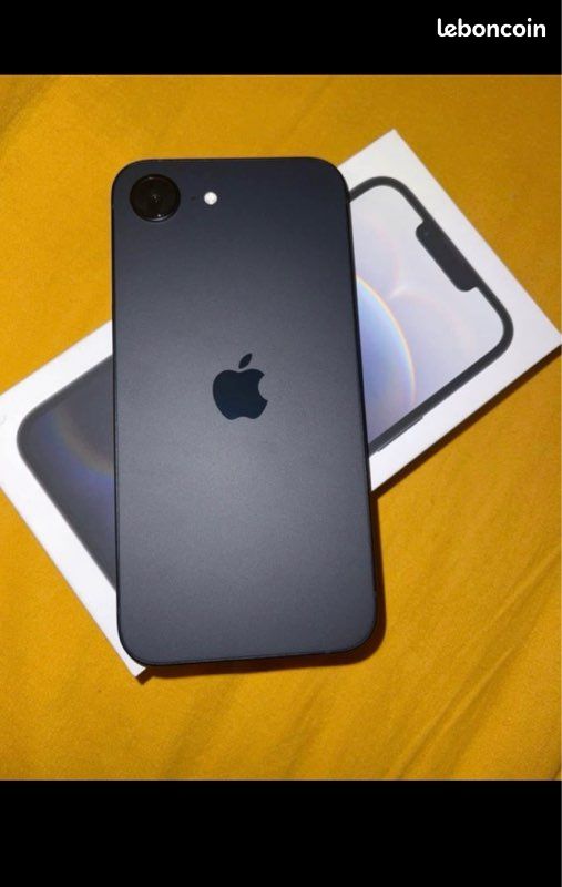 IPhone 16e (image 2)