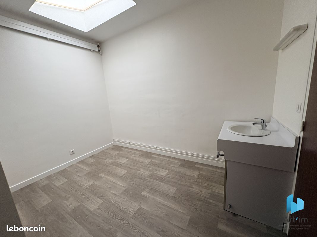 Bureaux 25 m² Le Mans (image 7)
