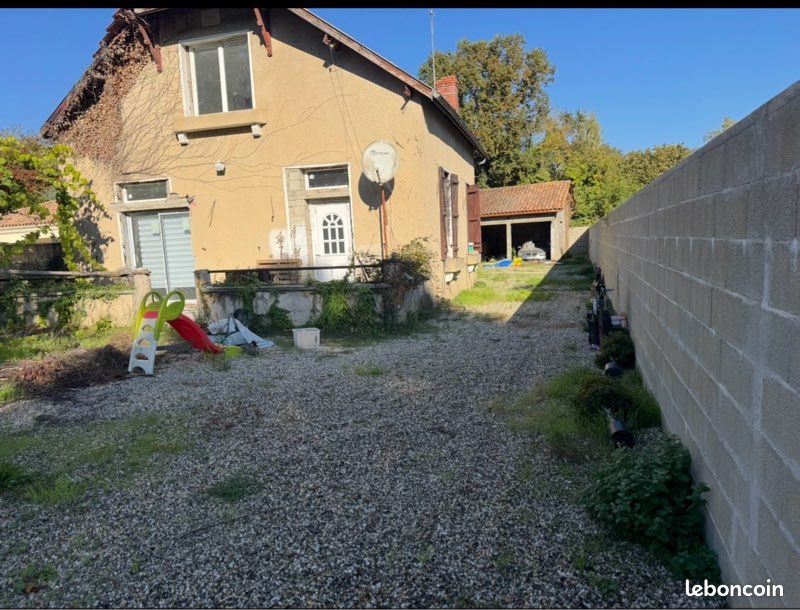 Maison 5 pièces 124 m² · à Marsac-sur-l'Isle · 124 m² · 85 000 €