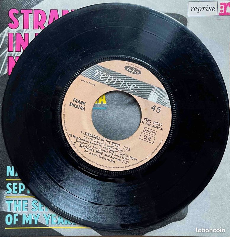 ♥🎼45t🇺🇸 ✦ Frank Sinatra (Strangers in the Night) ✷ 1966 (image 3)