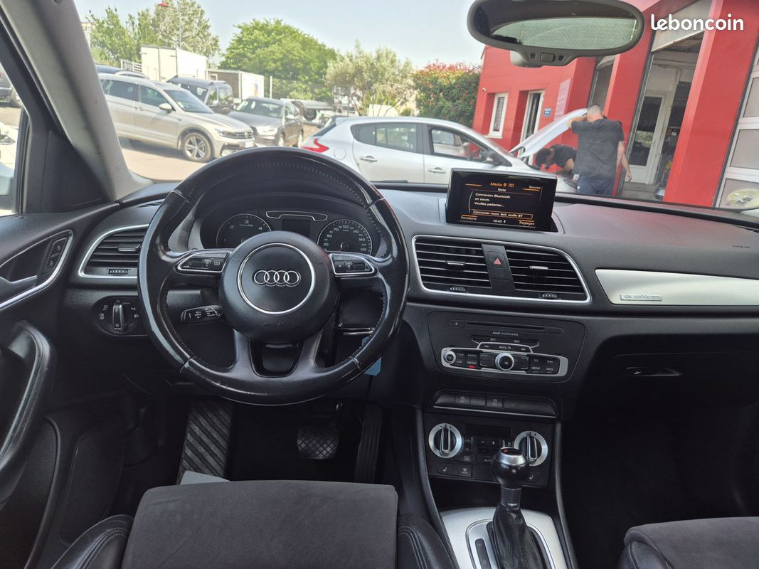 Audi q3 2011 (image 8)