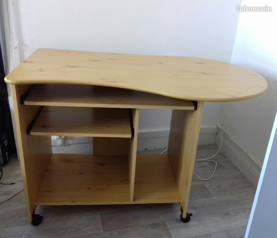 Bureau informatique (image 1)