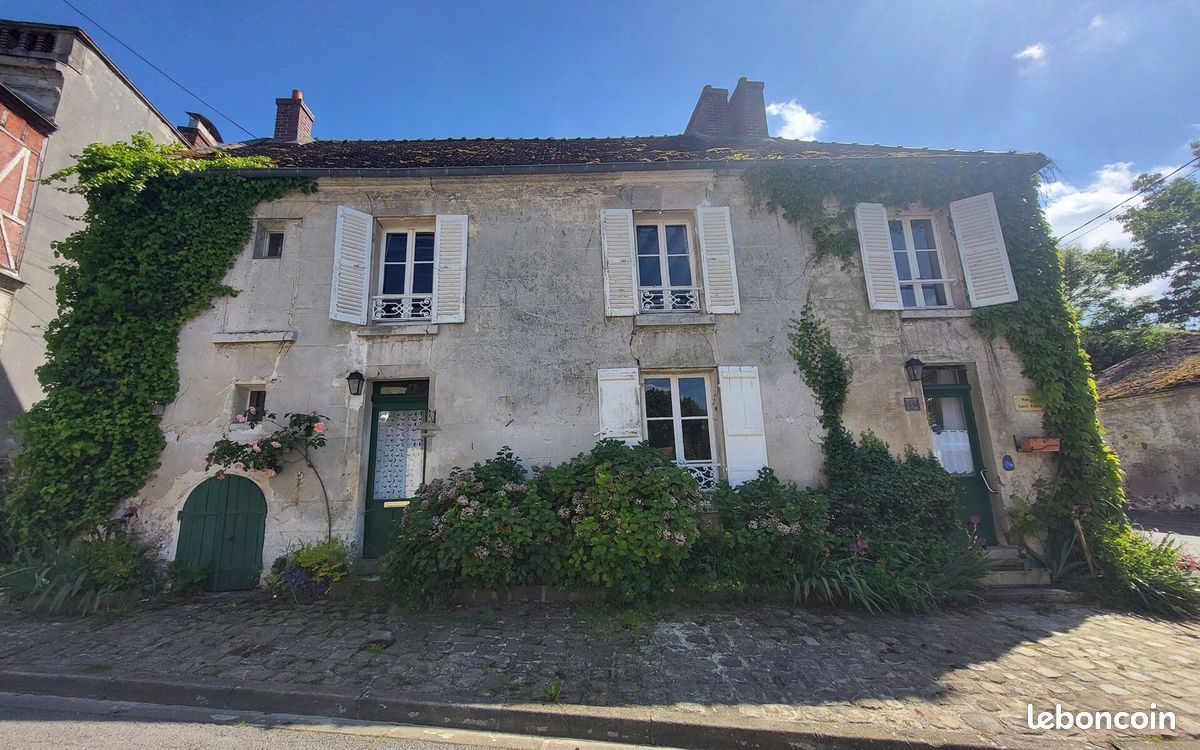 Maison 6 pièces 180 m² · à Montceaux-lès-Meaux · 180 m² · 230 000 €