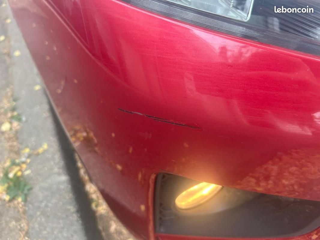 Mitsubishi Space Star 1.2 MIVEC 71ch Red Line EDITION 2023 (image 28)
