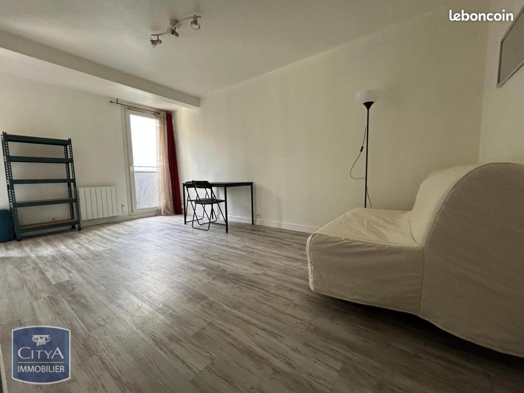 Appartement 1 pièce 23 m² · à Poitiers · 23 m² · 500 €