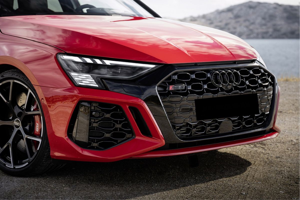 2x Logos Audi noir brillant Audi A3 8Y (2020+) – France Tuning