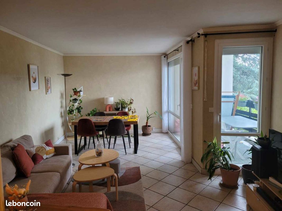 Appartement 3 pièces 64 m² · à Gif-sur-Yvette · 64 m² · 1 320 €