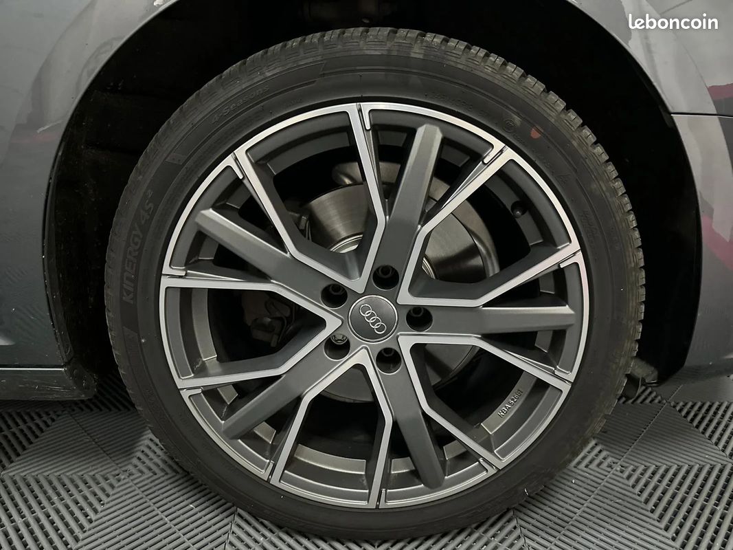 AUDI A4 AVANT 2.0 TDI 150 S tronic 7 S line *COURROIE DE DISTRIBUTION CHANGEE*RÉVISION À JOUR*VIDANGE BOITE (image 13)