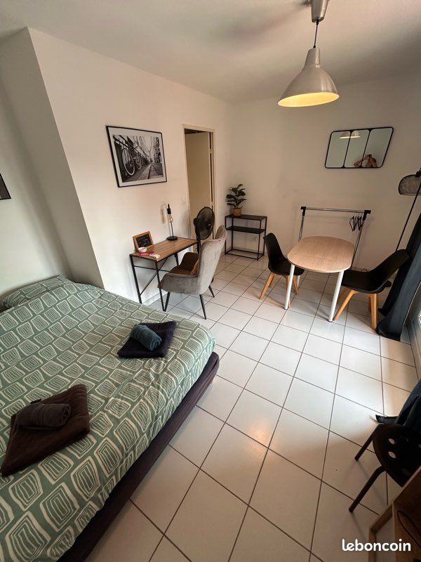 Appartement 1 pièce 20 m² · à Nîmes · 20 m² · 570 €/mois