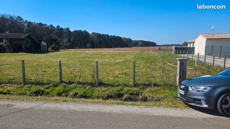 A vendre terrain constructible