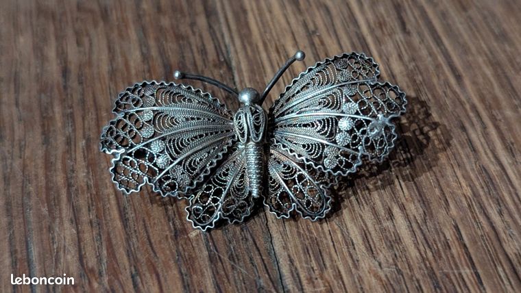 ANCIEN COLLIER PLIQUE à JOUR PAPILLON Argent Massif EUR 154,00