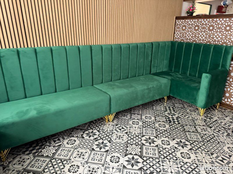 Banquette restaurant (image 2)
