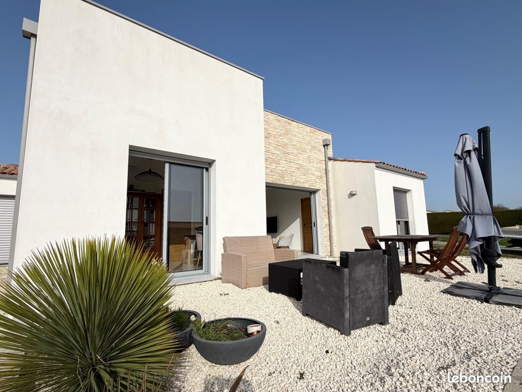 Maison 5 pièces 169 m² · à Breuillet · 169 m² · 549 900 €