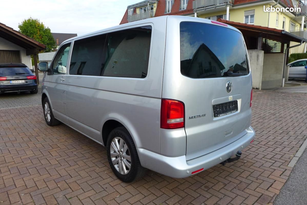 Volkswagen T5 Multivan 2.0 BiTDI Match | 179 ch BVM 7 places Table Chauffage stationnaire Sièges ... (image 5)