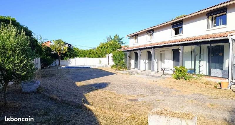 Immeuble 9 pièces 250 m² · à Tournefeuille · 250 m² · 570 150 €