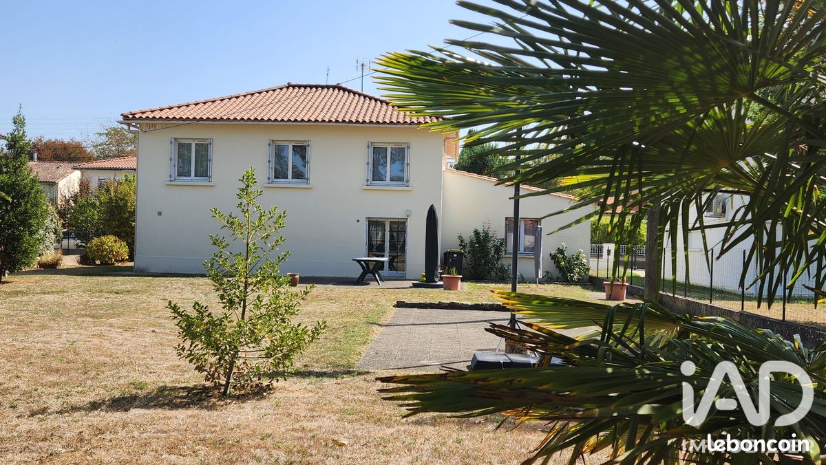 Maison 5 pièces 119 m² · à Bergerac · 119 m² · 180 000 €